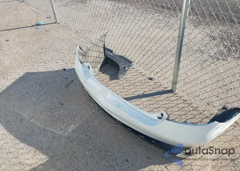 2015 Toyota Camry Xle z USA, uszkodzony, nr VIN 4T4BF1FK1FR474371